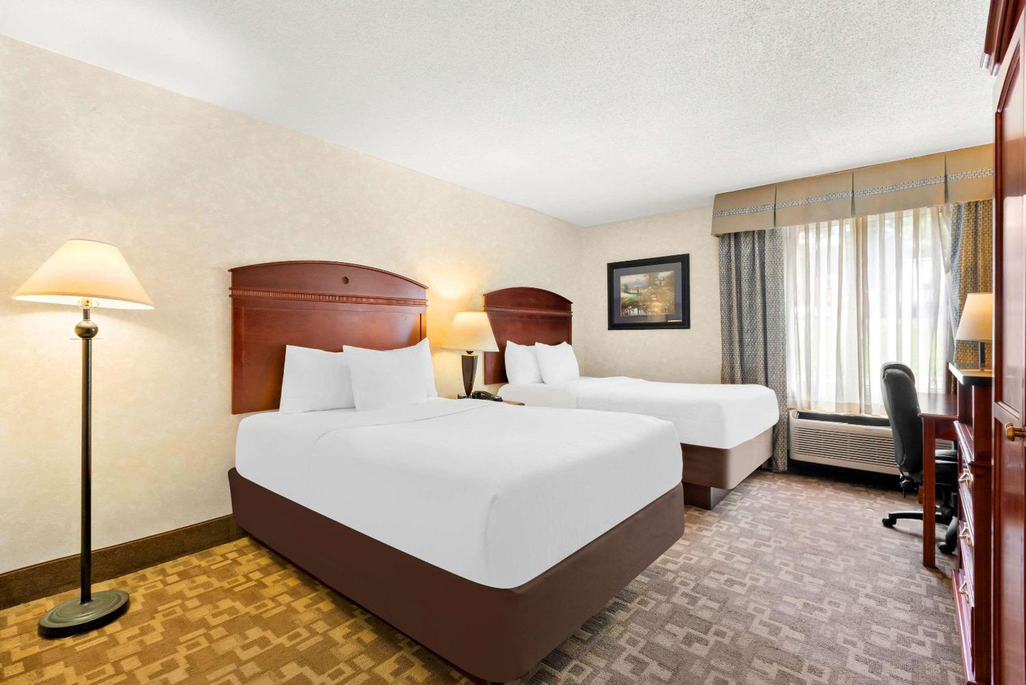 Quality Inn Edison-New Brunswick Exteriér fotografie